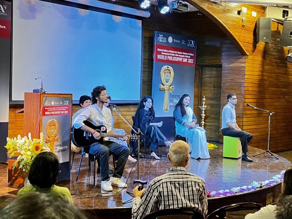 Nouvelle Acropole célèbre la Journée mondiale de la philosophie (Mumbai et Pune, Inde)